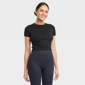 NWT JoyLab Seamless Baby Shirt